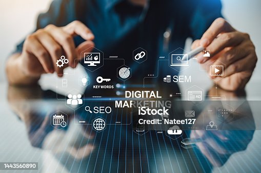 33 GUIDE FORMATIVE - PER IMPARARE A CONOSCERE TUTTO IL MONDO DEL DIGITAL MARKETING