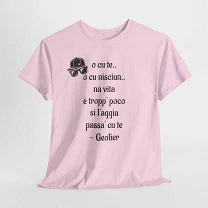 Maglietta unisex con citazione Geolier, maglietta ispiratrice, abbigliamento casual, regalo per gli amanti della musica, maglietta grafica alla moda