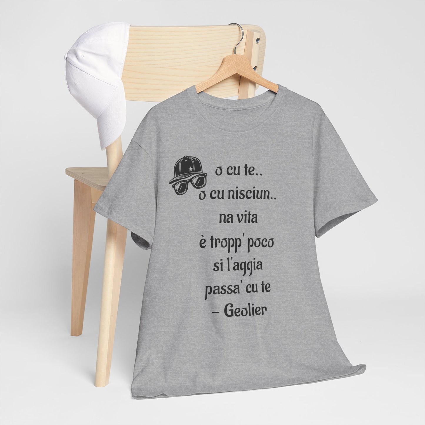 Maglietta unisex con citazione Geolier, maglietta ispiratrice, abbigliamento casual, regalo per gli amanti della musica, maglietta grafica alla moda
