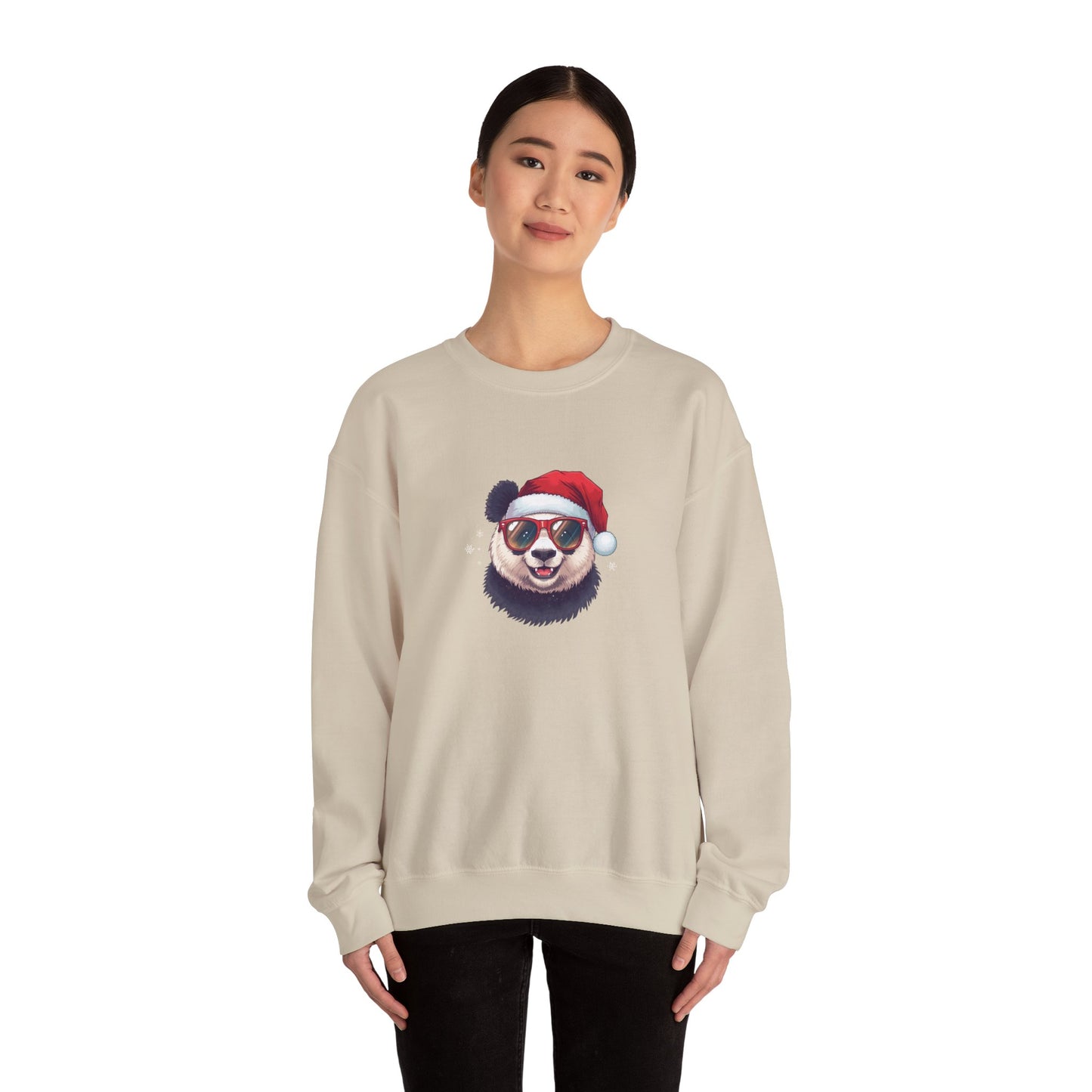 Felpa con buffo Panda natalizio Unisex | Regalo di Natale, Abbigliamento per le feste, Capi essenziali comodi, Girocollo unisex, Felpa carina