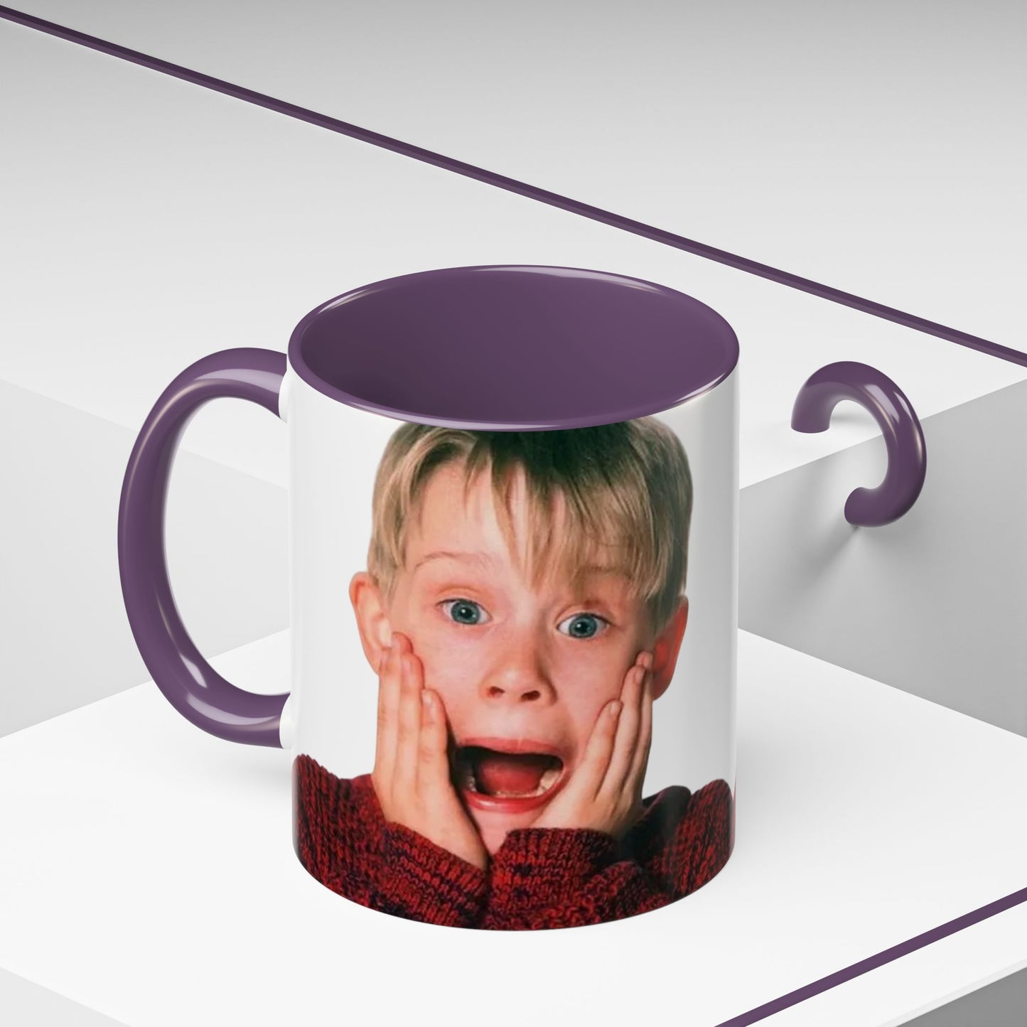 Tazza KEVIN - Home Alone Inspired Accent Coffee Mug — Funny Kid Surprise Face (11/15 oz)