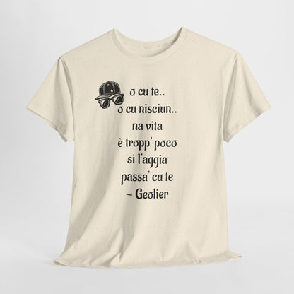 Maglietta unisex con citazione Geolier, maglietta ispiratrice, abbigliamento casual, regalo per gli amanti della musica, maglietta grafica alla moda
