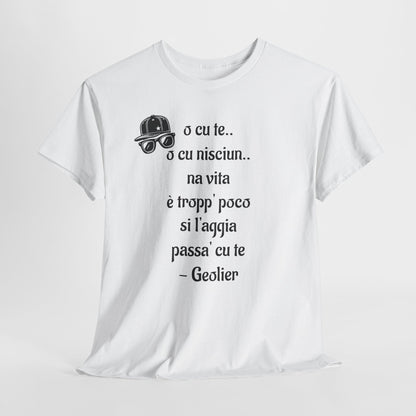 Maglietta unisex con citazione Geolier, maglietta ispiratrice, abbigliamento casual, regalo per gli amanti della musica, maglietta grafica alla moda