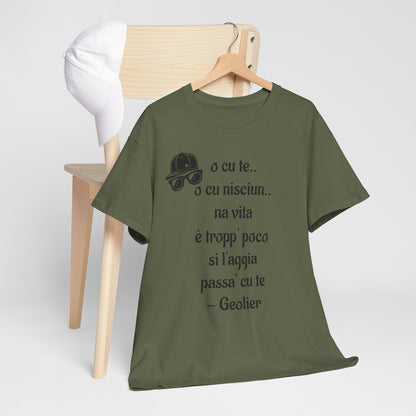 Maglietta unisex con citazione Geolier, maglietta ispiratrice, abbigliamento casual, regalo per gli amanti della musica, maglietta grafica alla moda