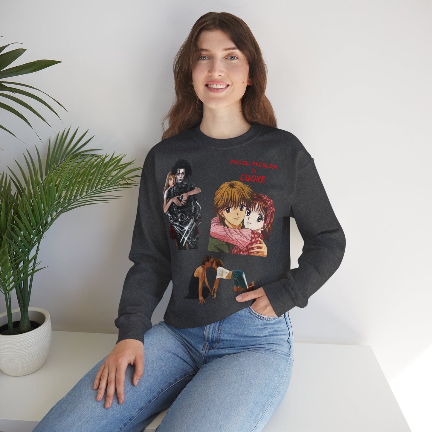 Felpa Unisex anni 90 Anime Collage Crewneck Sweatshirt — Retro Romance & Gothic Art Graphic