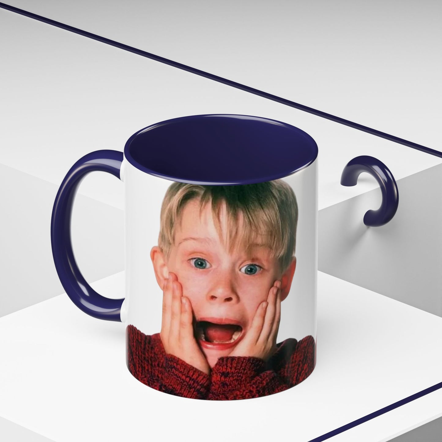 Tazza KEVIN - Home Alone Inspired Accent Coffee Mug — Funny Kid Surprise Face (11/15 oz)
