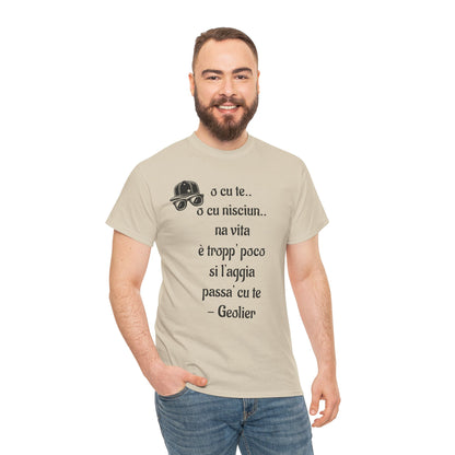 Maglietta unisex con citazione Geolier, maglietta ispiratrice, abbigliamento casual, regalo per gli amanti della musica, maglietta grafica alla moda